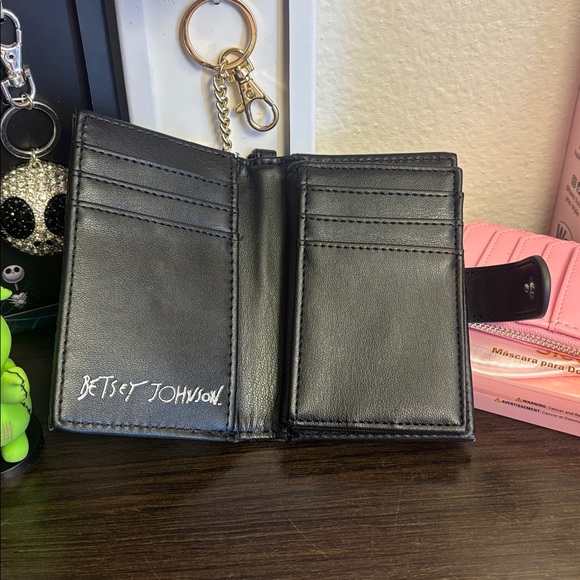 Betsey Johnson Black Heart Pattern Wallet - Picture 3 of 7